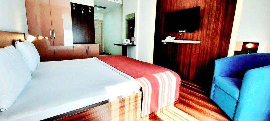 Hotel Doa Üsküp Dış mekan fotoğraf