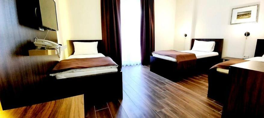 Hotel Doa Üsküp Dış mekan fotoğraf