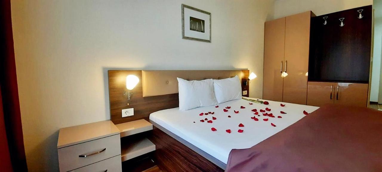 Hotel Doa Üsküp Dış mekan fotoğraf