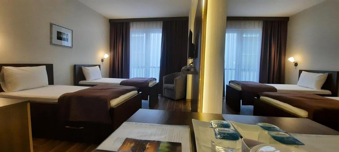 Hotel Doa Üsküp Dış mekan fotoğraf
