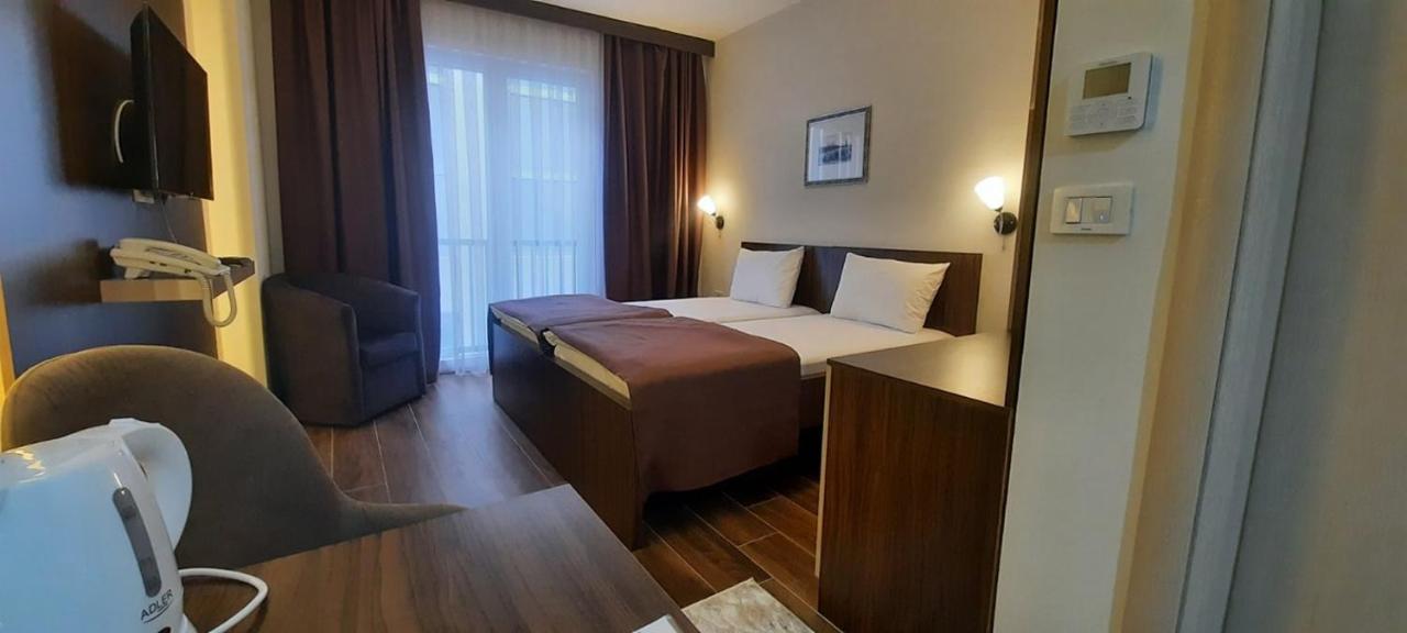 Hotel Doa Üsküp Dış mekan fotoğraf