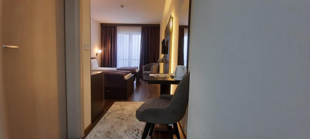 Hotel Doa Üsküp Dış mekan fotoğraf