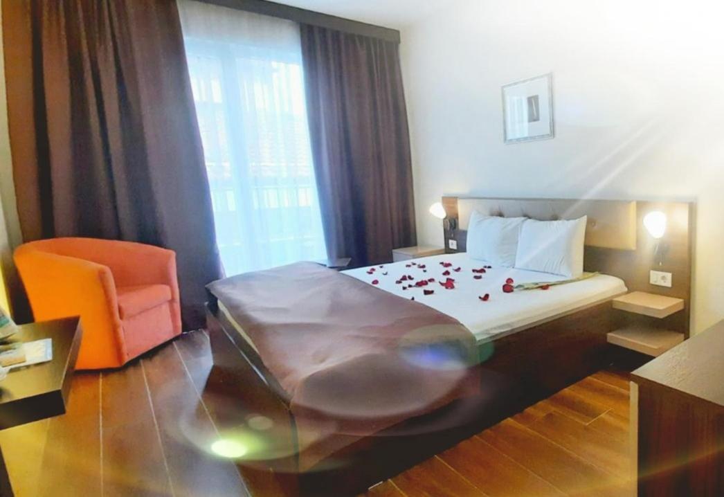 Hotel Doa Üsküp Dış mekan fotoğraf