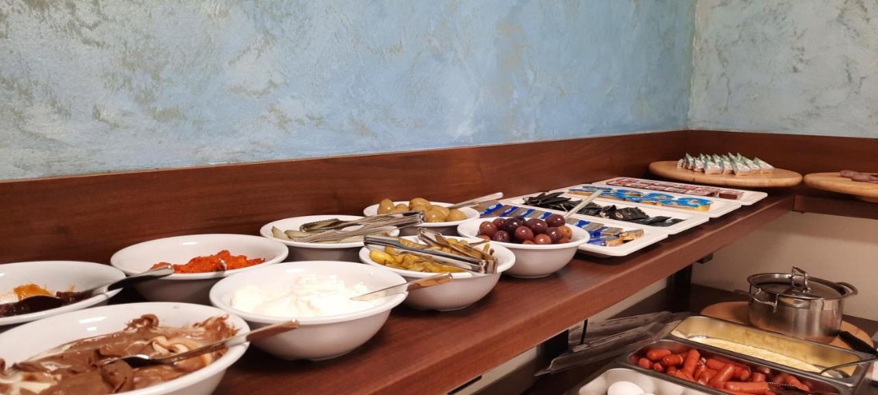 Hotel Doa Üsküp Dış mekan fotoğraf