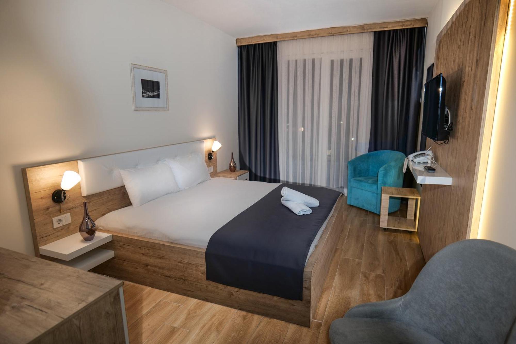 Hotel Doa Üsküp Dış mekan fotoğraf
